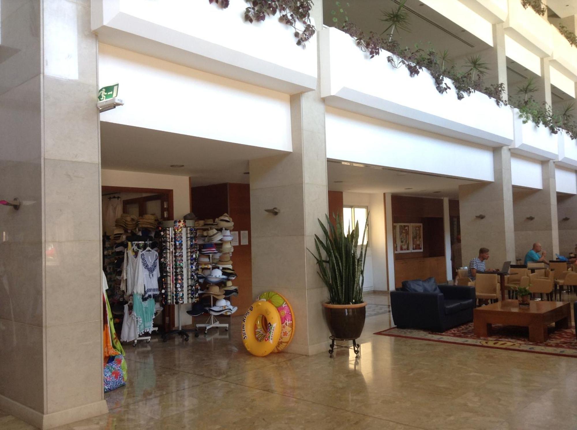 Crown Resorts Horizon (Adults Only) Peyia Exterior photo